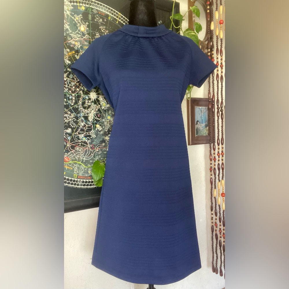 VTG 60’s Butte Knit Poly Midi Blue Mod Dress. M/L. Short sleeve. USA Union made.